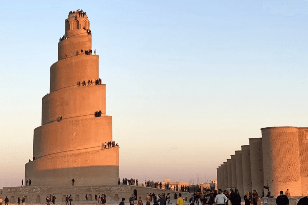 المأذنة الملوية